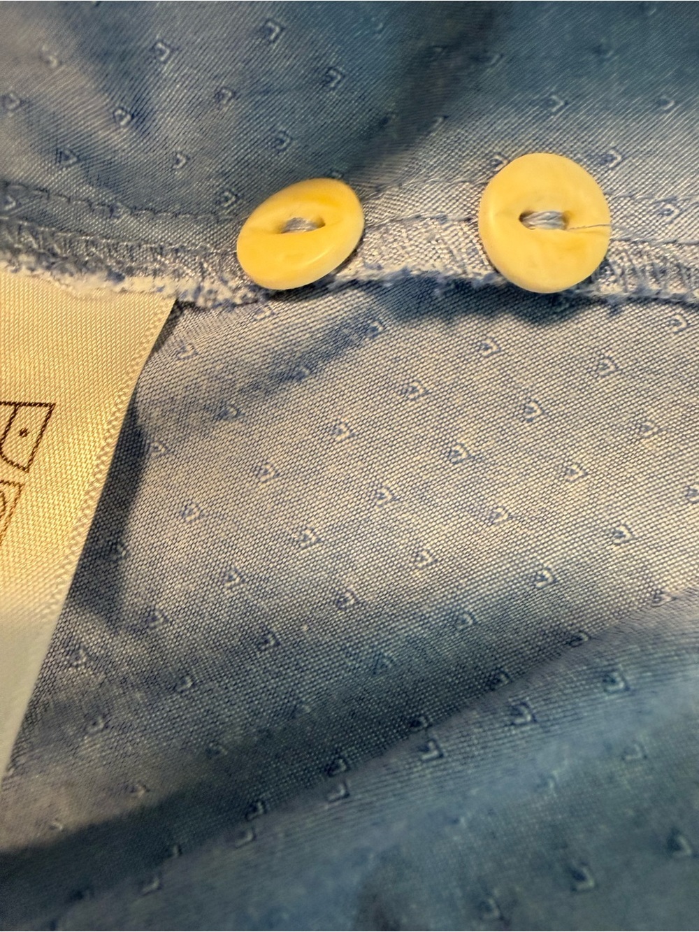 Orvis Light Blue Button-Down Shirt with Front Pockets - Picture 9 of 11
